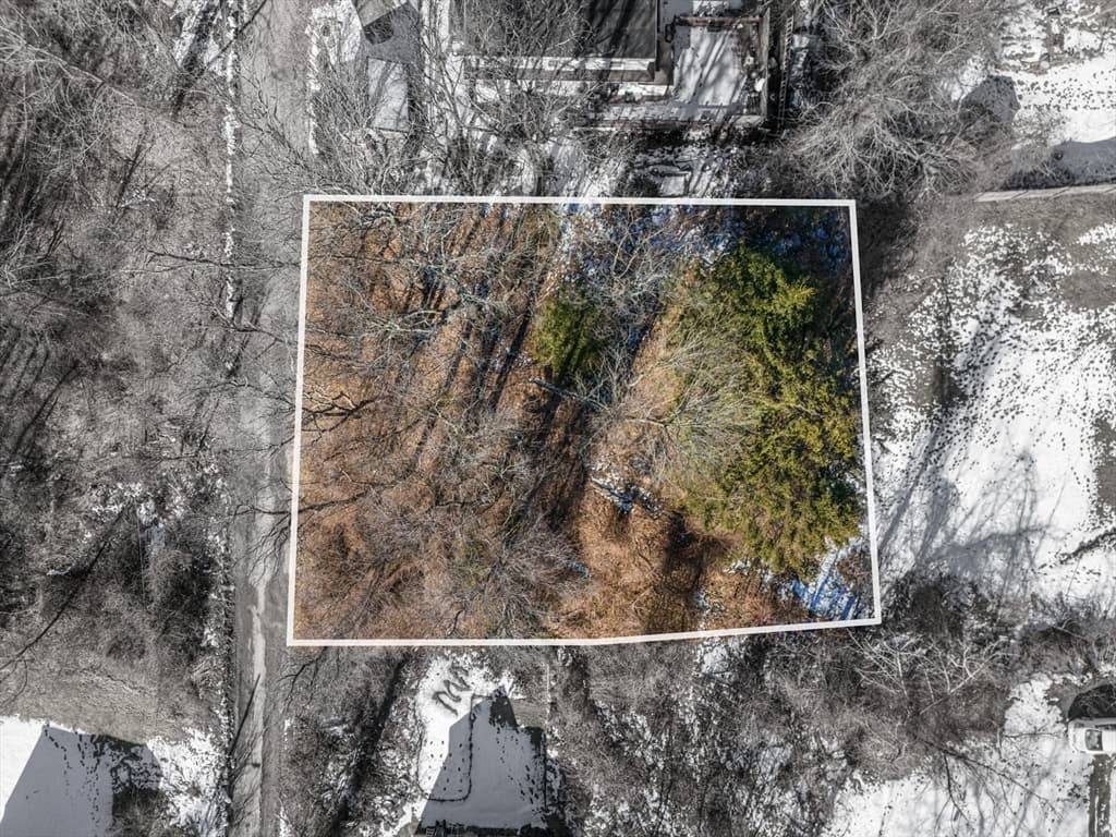 8 Park Hill Rd photo 3