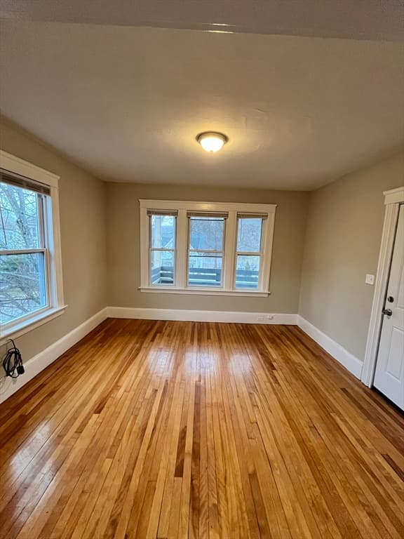 80 Lovell St #3