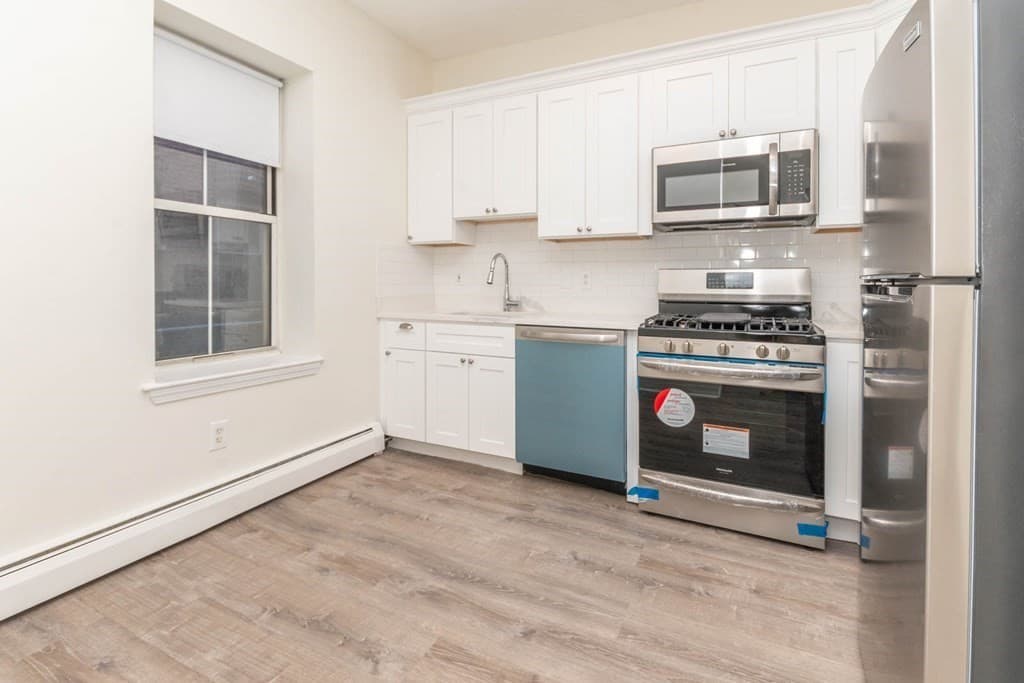 475 Dudley St. #2 photo 2