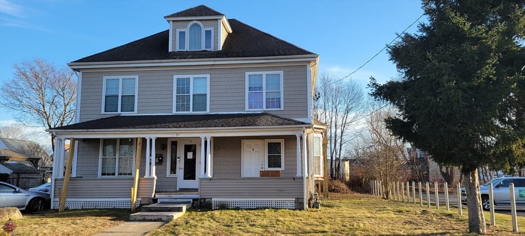 43 Harrison Ave photo 2