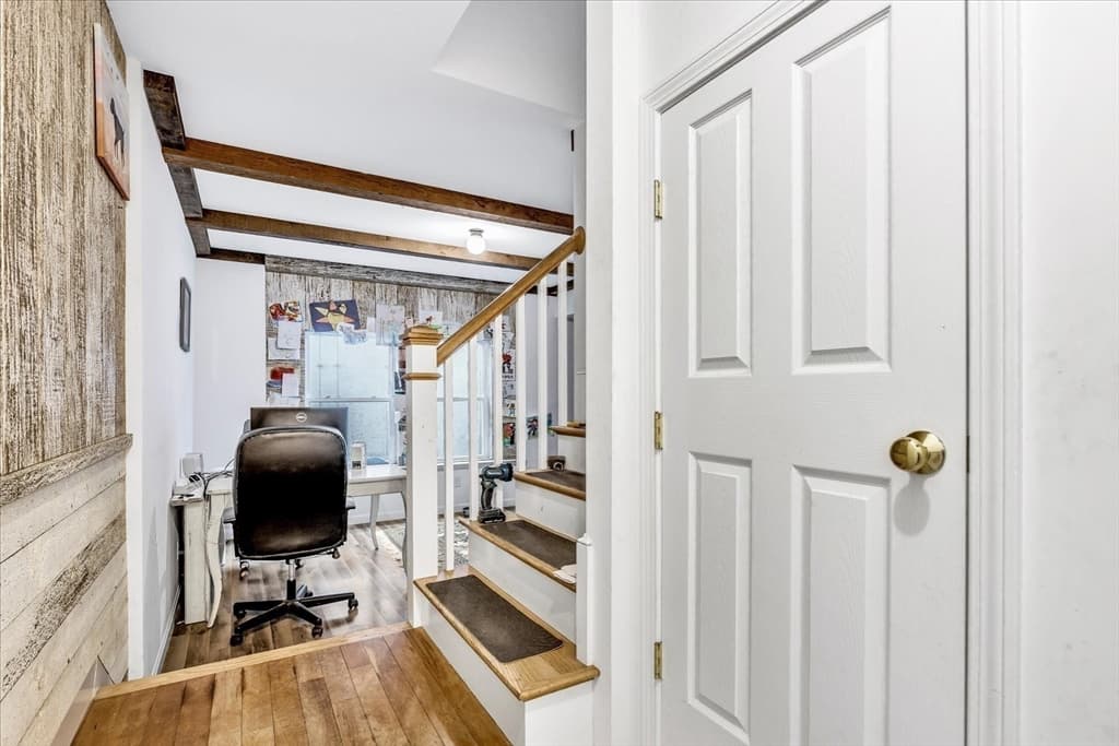 19 Chase Road photo 4