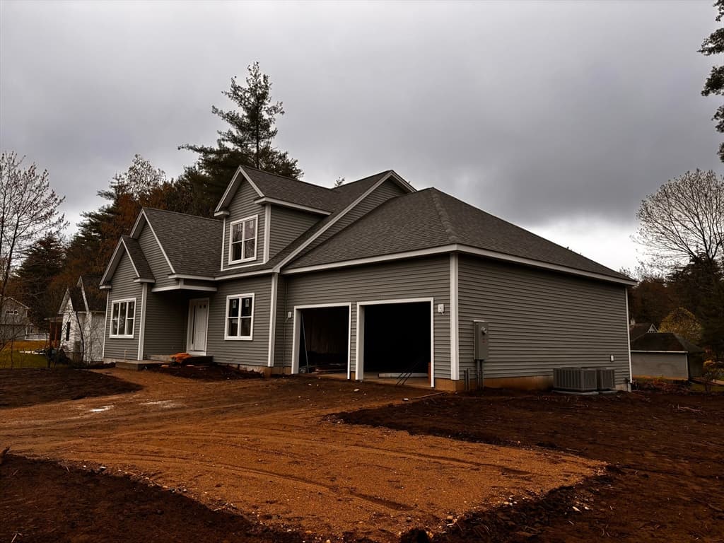 5 Colony Drive photo 3