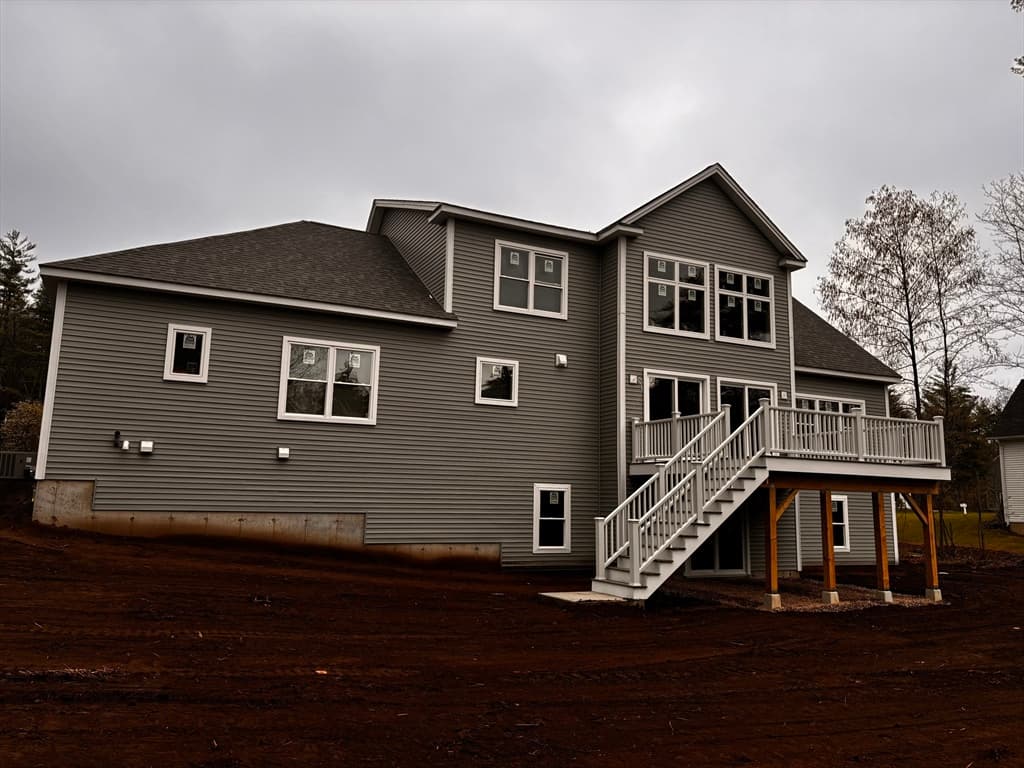 5 Colony Drive photo 4