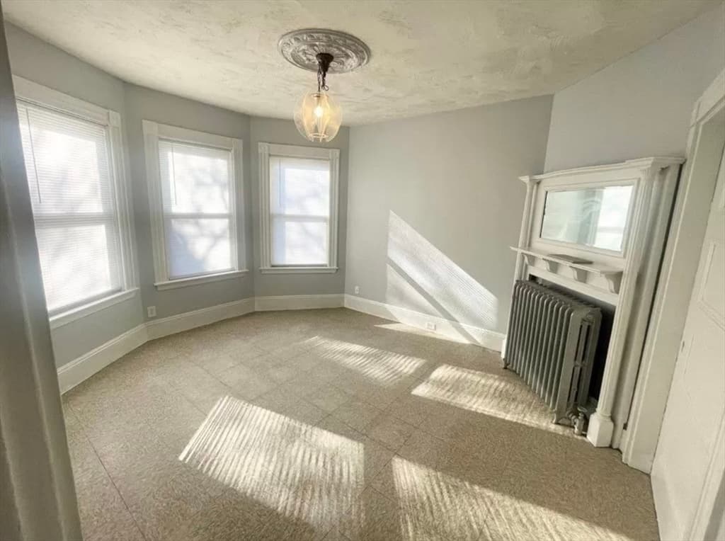 5 Woodward Park St #2 photo 3