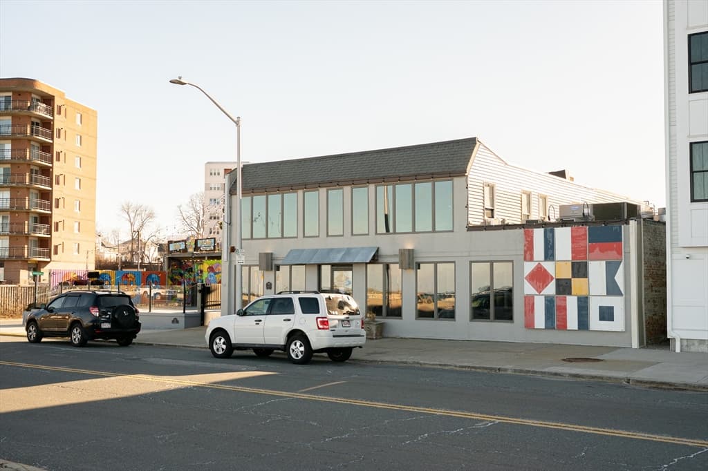 145 Nantasket Ave photo 2