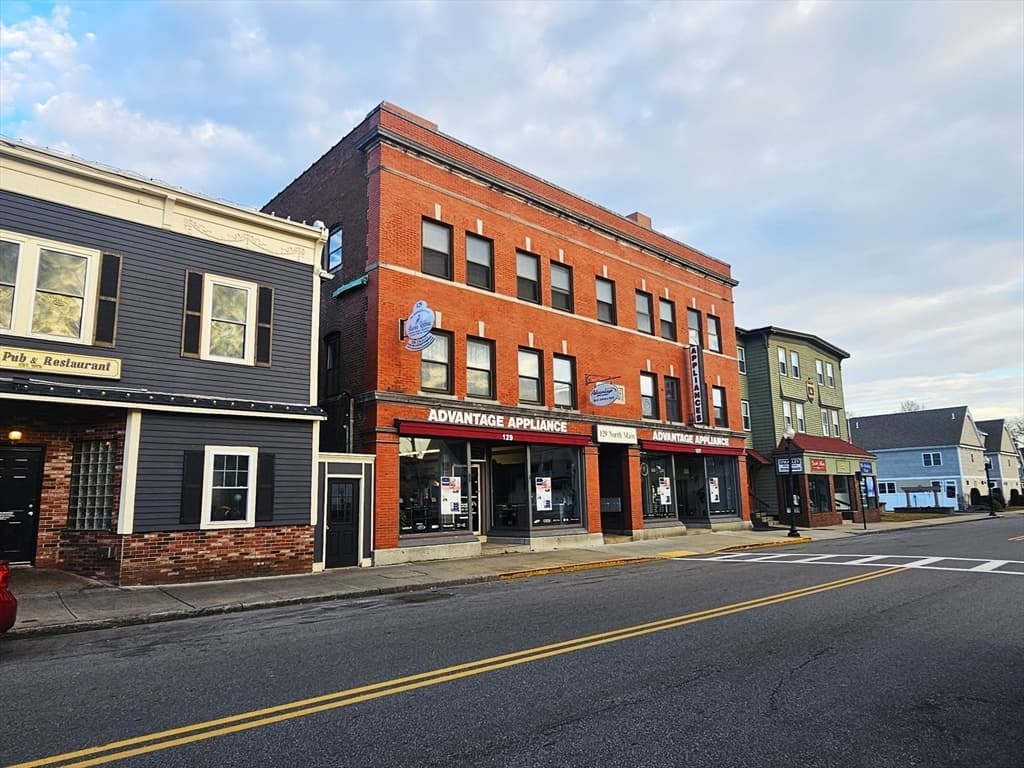 127-129 N Main St #305