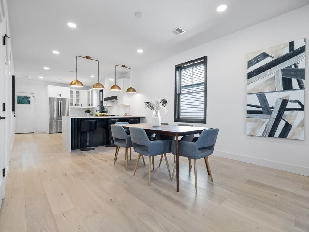 916 Broadway #1