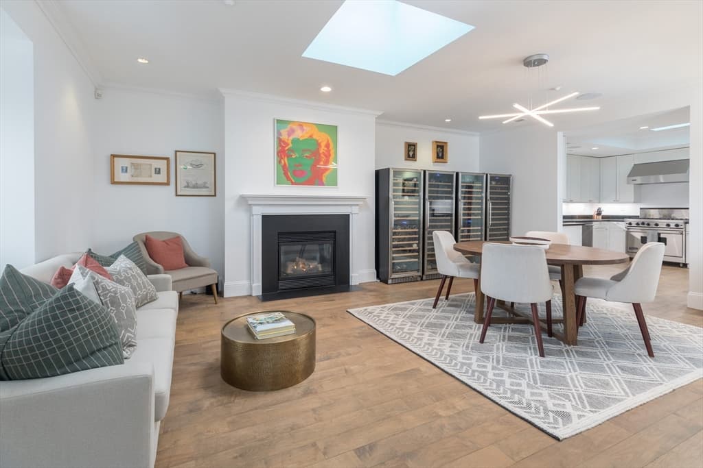 17 Worcester St #8