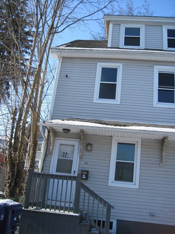 32R Cedar Street #32