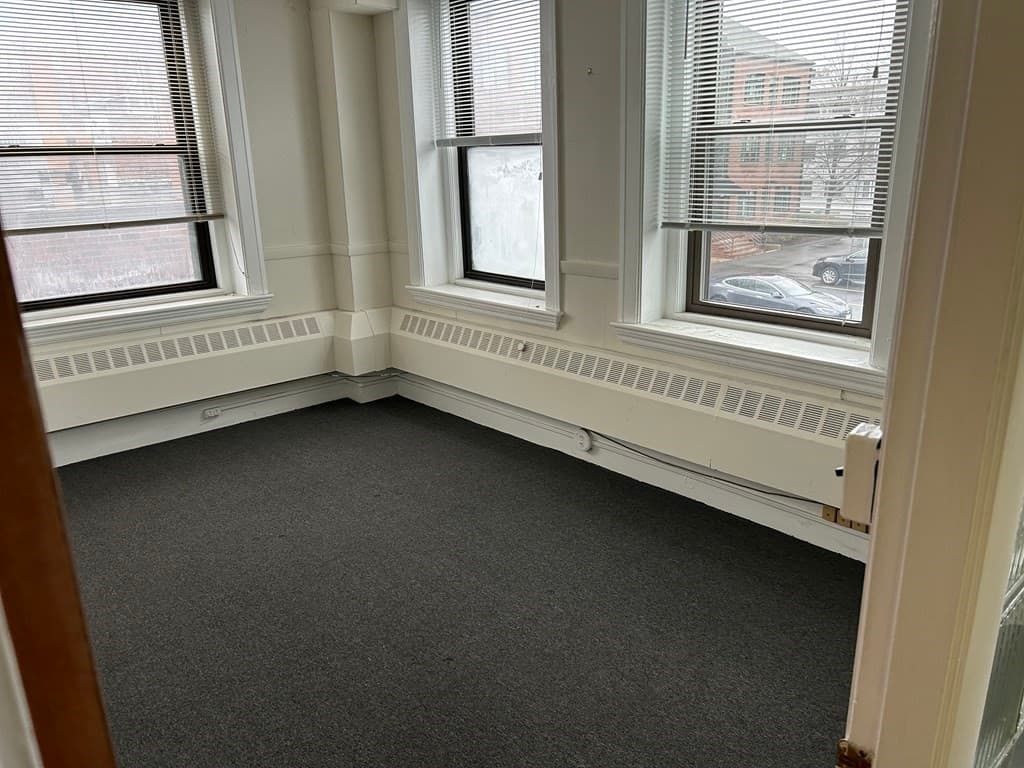 815 Washington St #3 photo 3