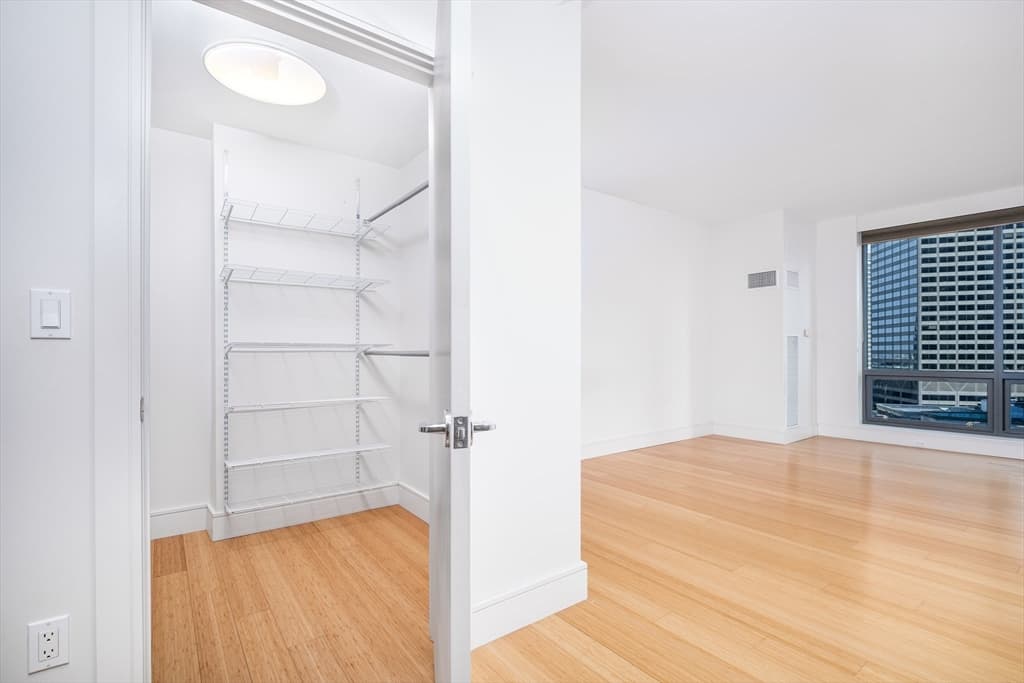 45 Province Street #1804 photo 5