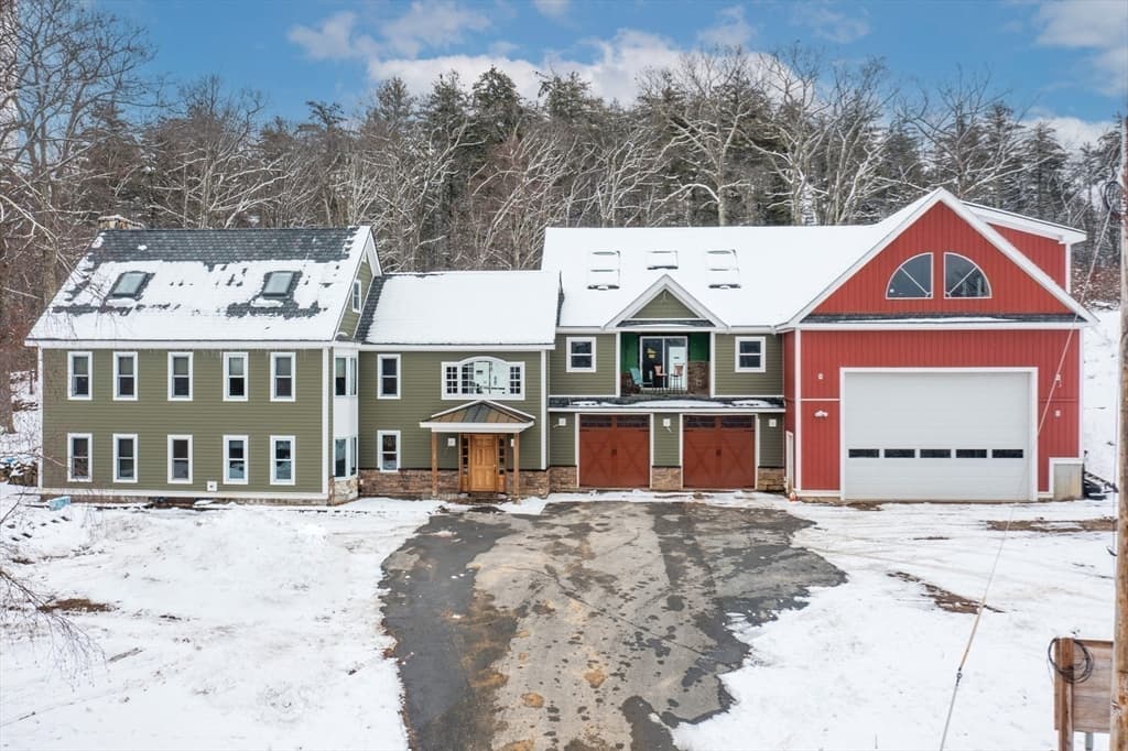 9 Hunt Rd