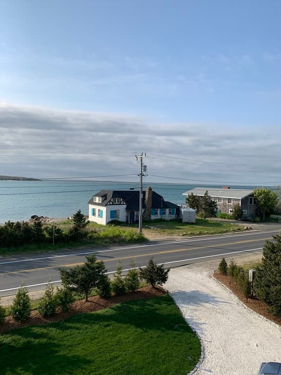 28 Beach Rd photo 3