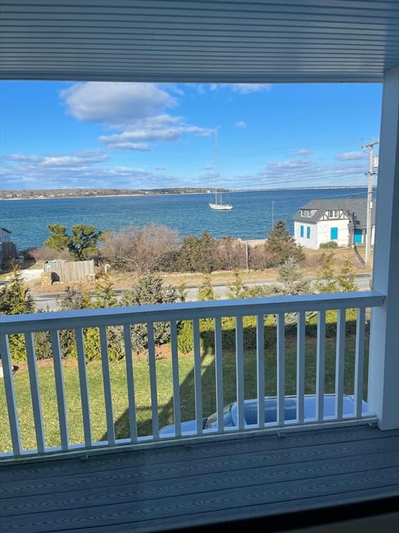 28 Beach Rd photo 4