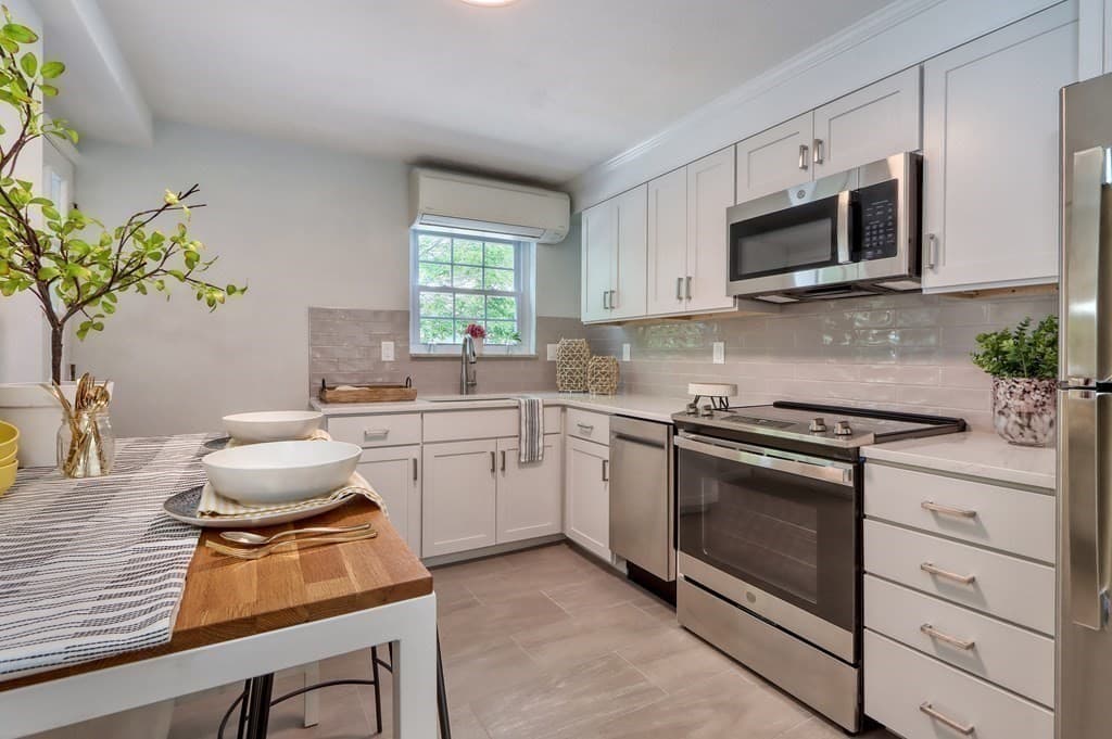 409 Washington Street - Unit #1 photo 4
