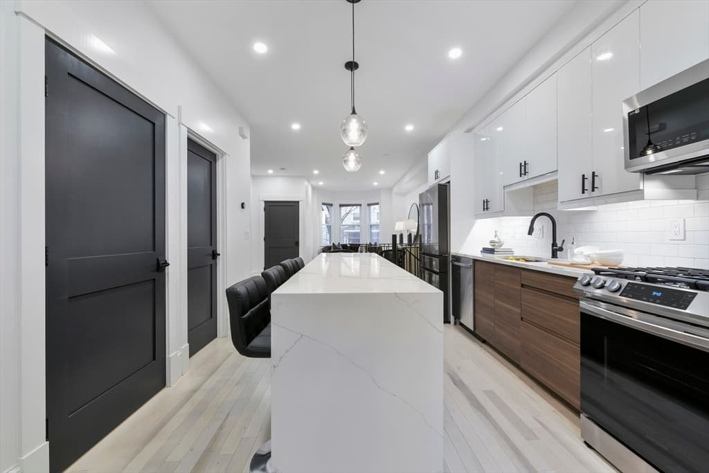 28 Telegraph St #1 photo 4