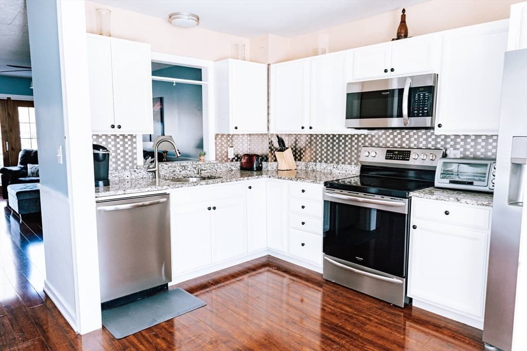 41 Foundry Street #11-10 photo 3