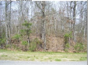 270 Great Neck Rd N
