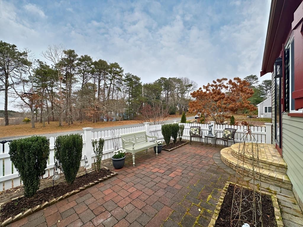 51 Bray Farm Rd N photo 2