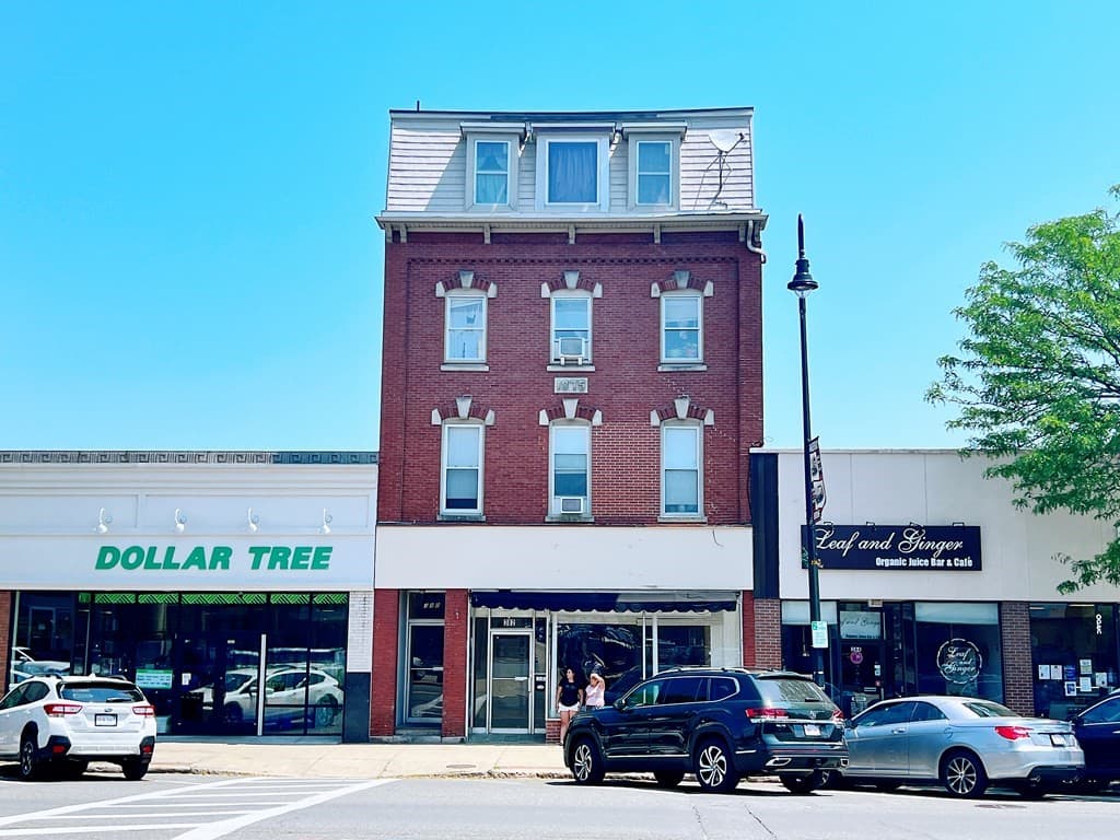 382 Main St.