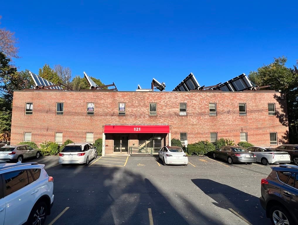 121 Middlesex Turnpike