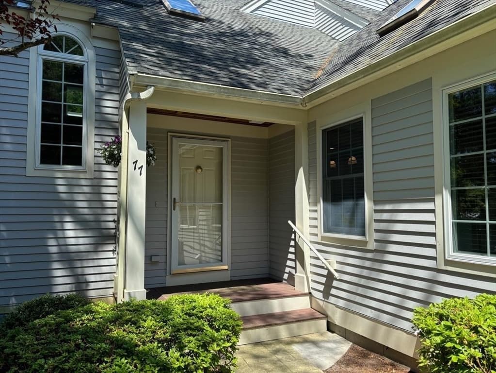 77 Gold Leaf Ln #77 photo 2