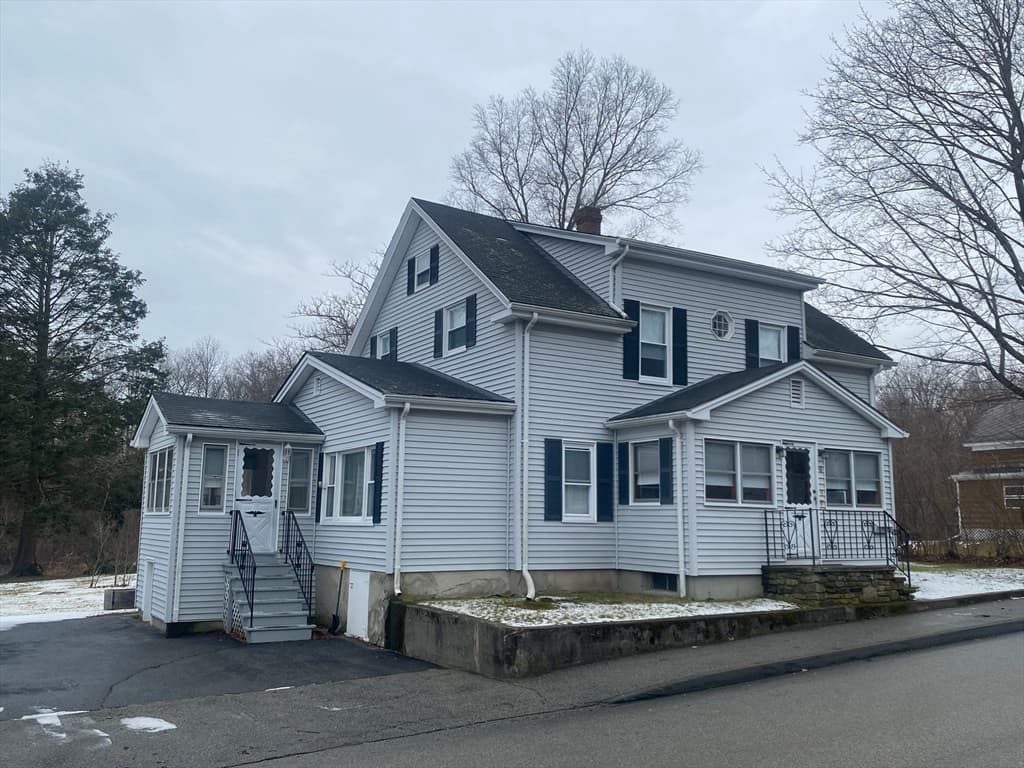 18 Eastern Ave