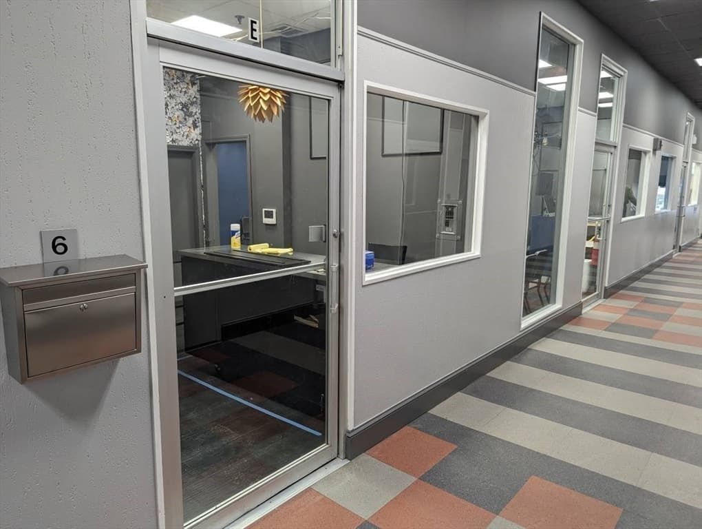 620 Massachusetts Ave #6 photo 5
