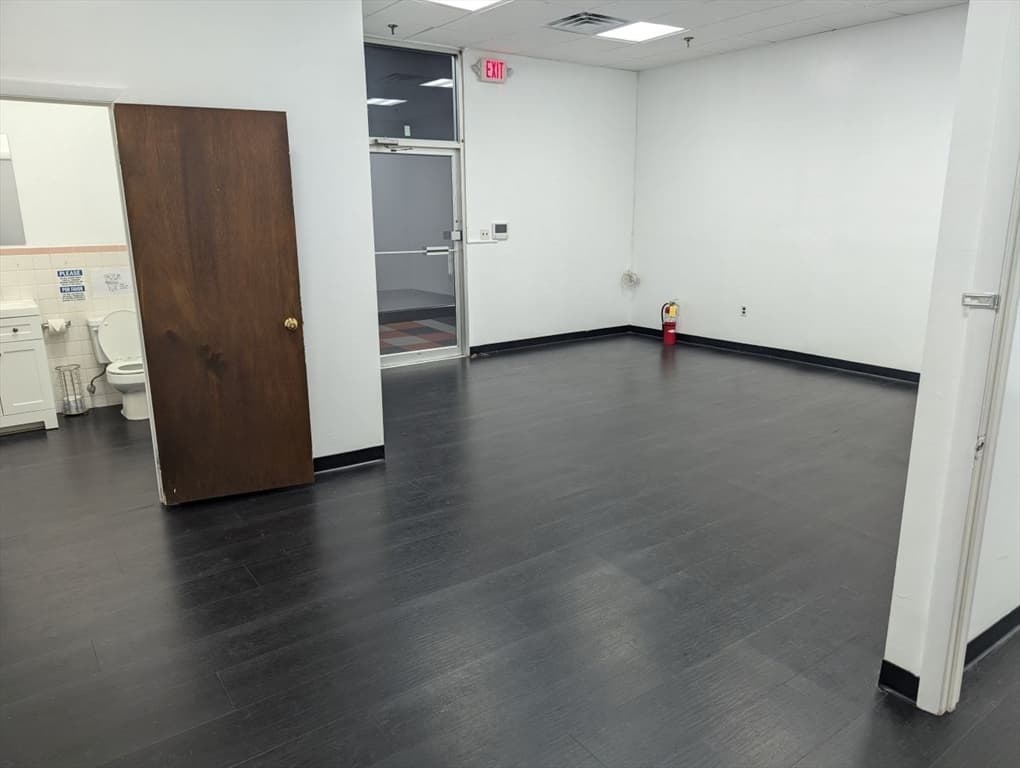 620 Massachusetts Ave #7 photo 2