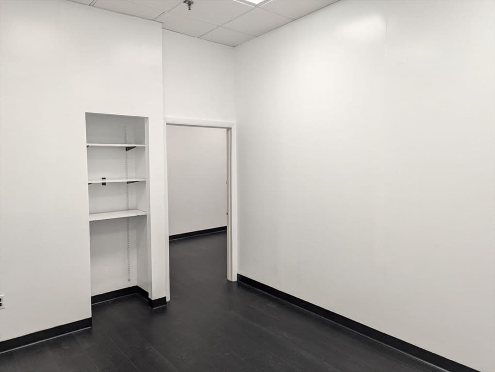 620 Massachusetts Ave #7 photo 3