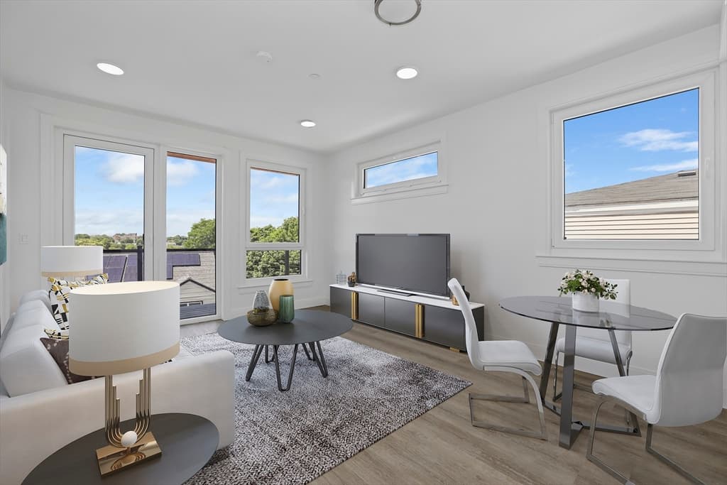 64 Alpine St #101 photo 2