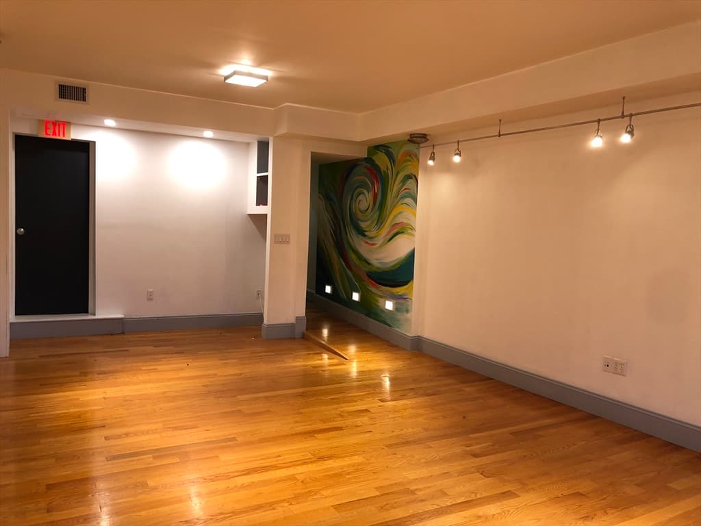 391 Langley Rd #1 photo 4
