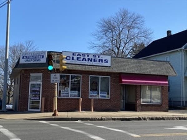 423 East St