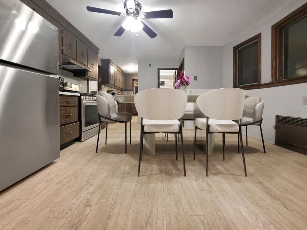 22 Gladstone Street #2 photo 2