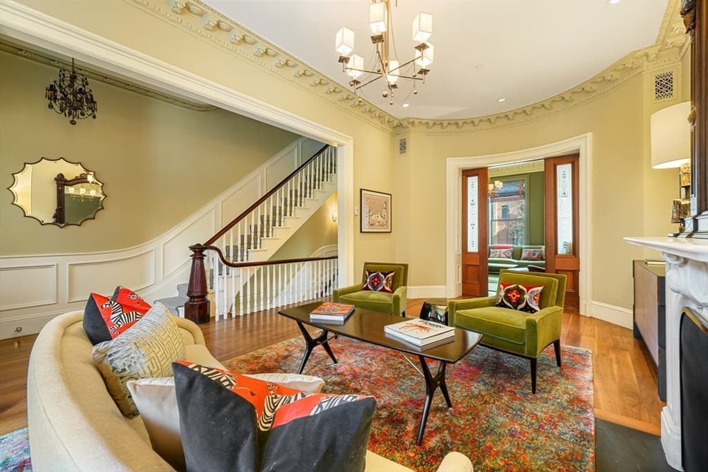 165 West Brookline Street photo 2