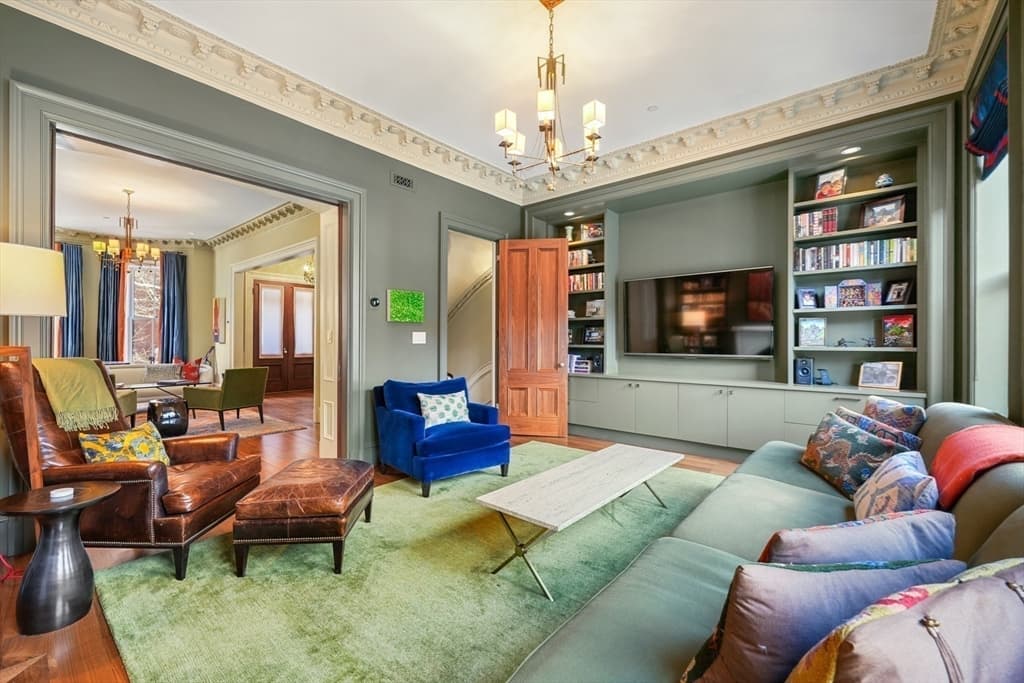 165 West Brookline Street photo 4