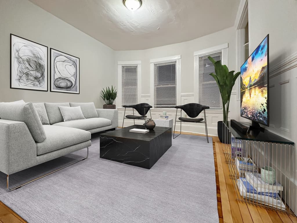 55 Hollander St #3