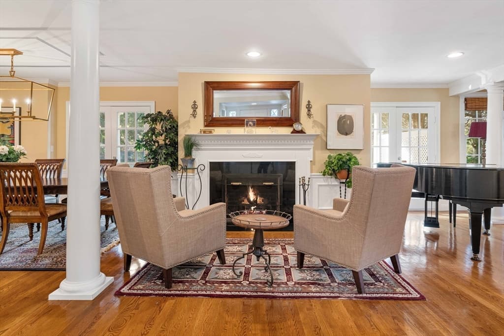 46 Woodman Road photo 2