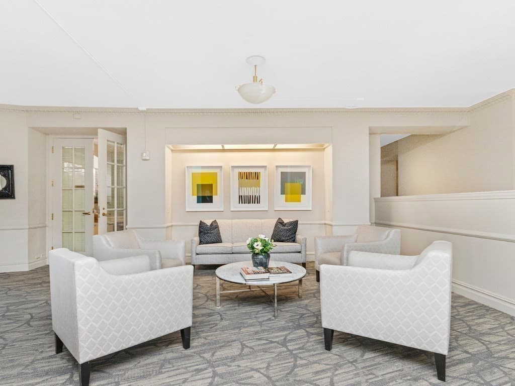 280 Boylston St #415 photo 3