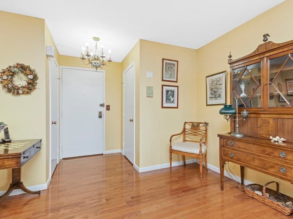 280 Boylston St #415 photo 4