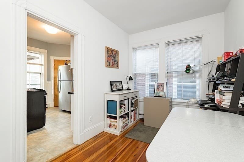 137 Columbia #3R photo 5