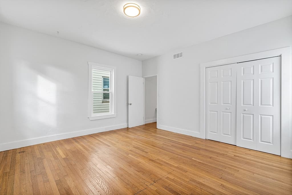 303 Hancock Street #2 photo 2