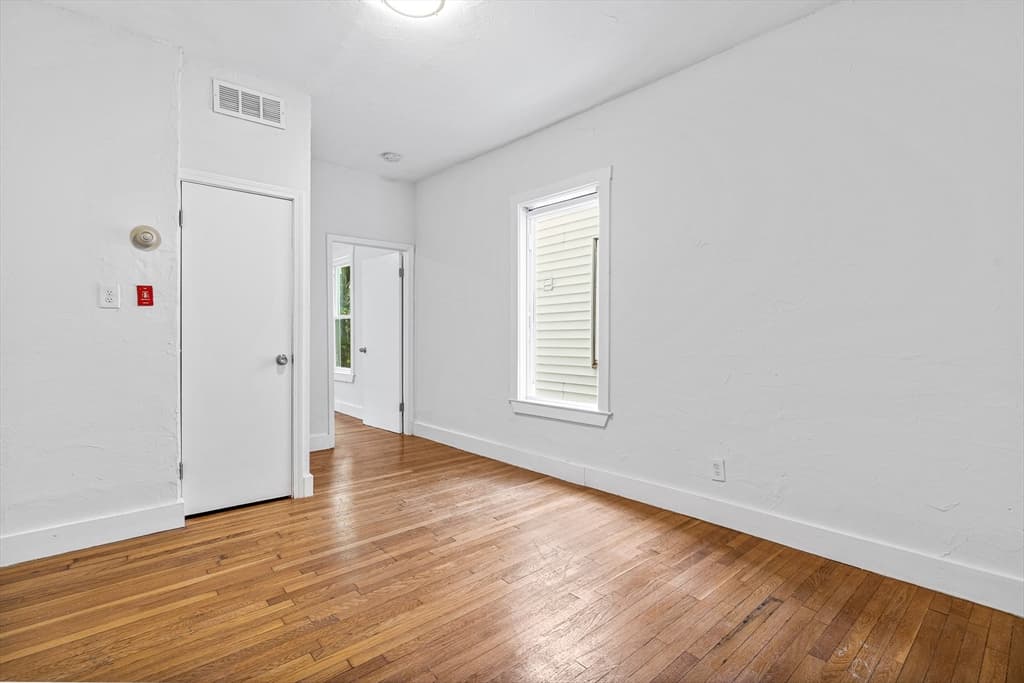 303 Hancock Street #2 photo 4