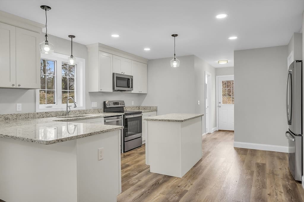 51 Hamilton Ave photo 5