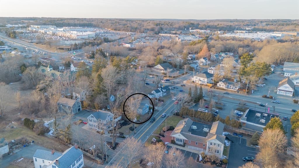 1406 Tucker Rd photo 2