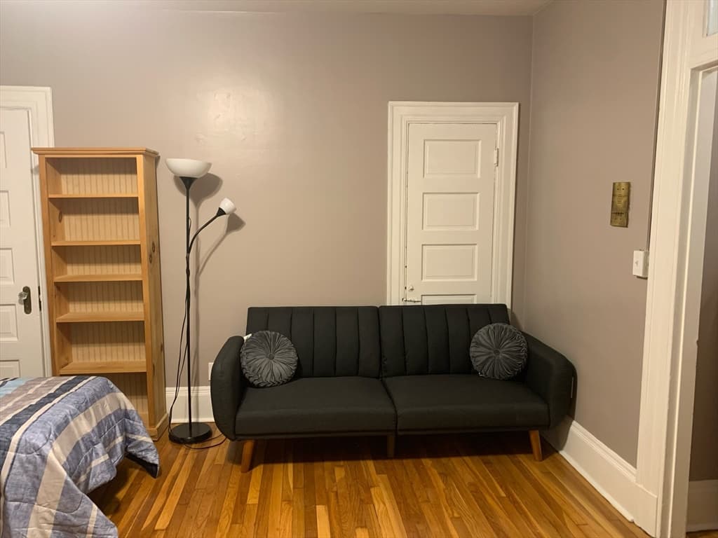 1091 Boylston St #58 photo 4