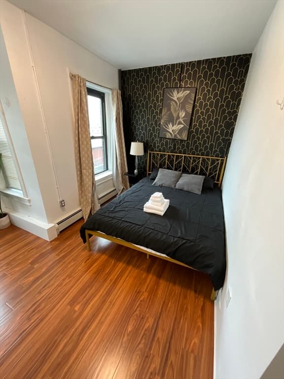 871 Harrison Ave #2 photo 2