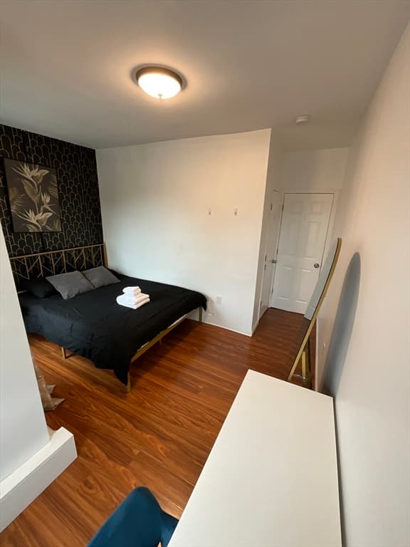 871 Harrison Ave #2 photo 5