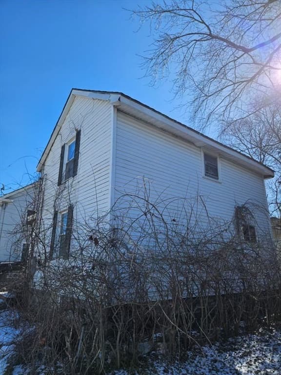 25 Danforth Ave photo 5
