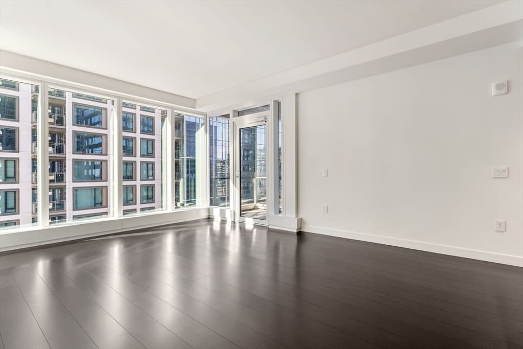 150 Seaport Boulevard #11A photo 2